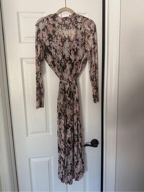 Anne Klein Pink Floral Long-Sleeve Tie-Waist Maxi Dress